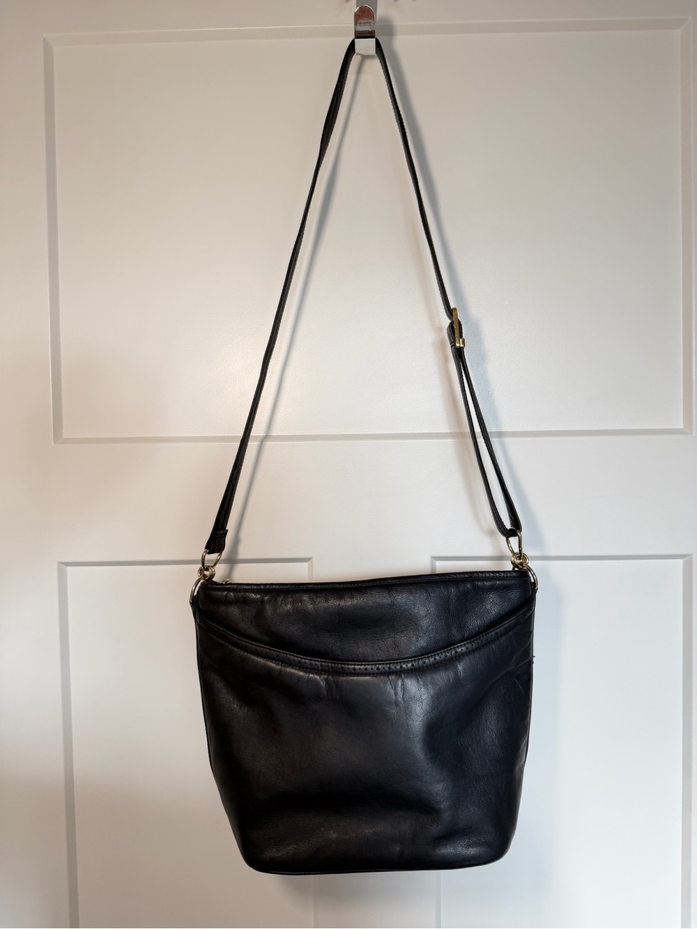 El Ganson Classic Black Leather Crossbody Bag